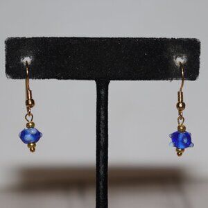 💙 NWOT Gold & Blue Glass Dangle Earrings 1.25" tall ·